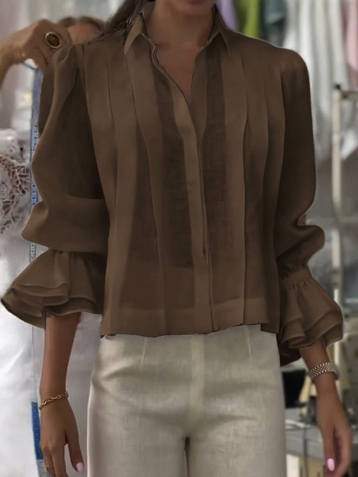Madeleine | Blouse With Flattering Pleats